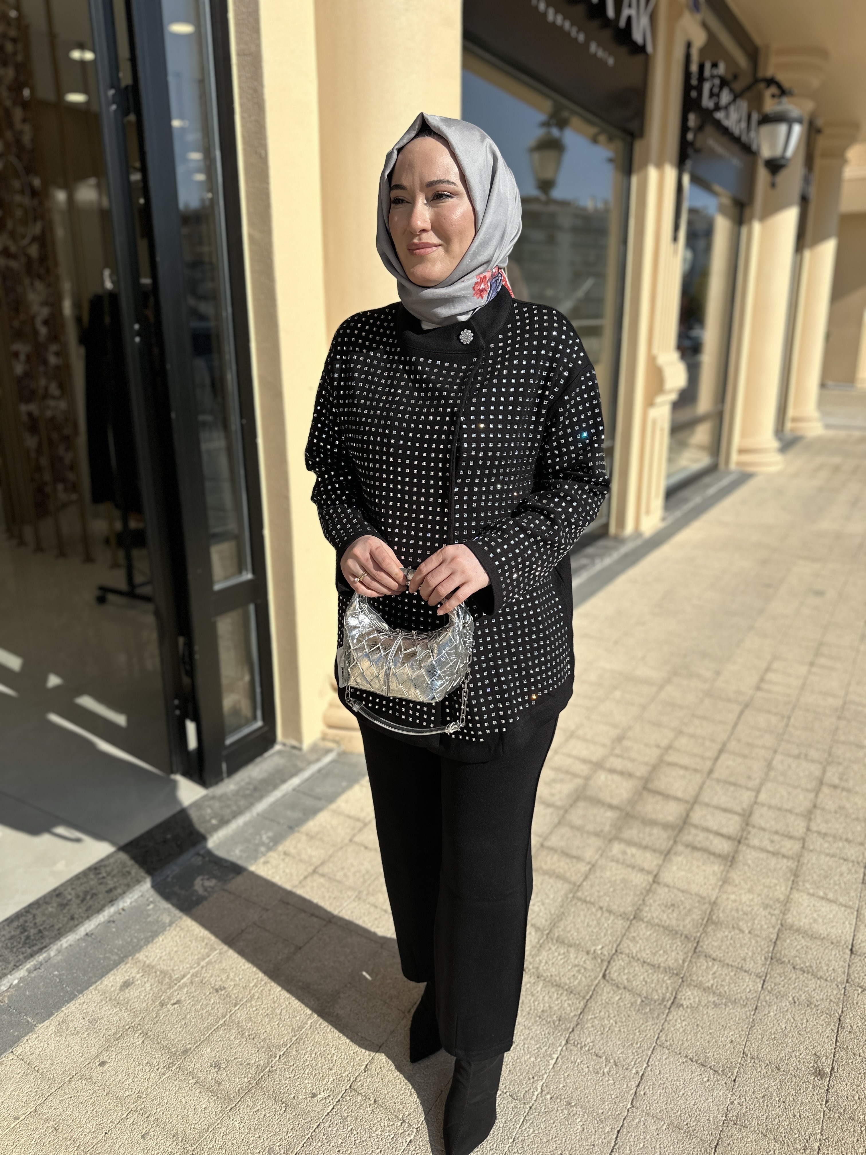 3988 Ghisa Taş Detaylı Pantolonlu Takım