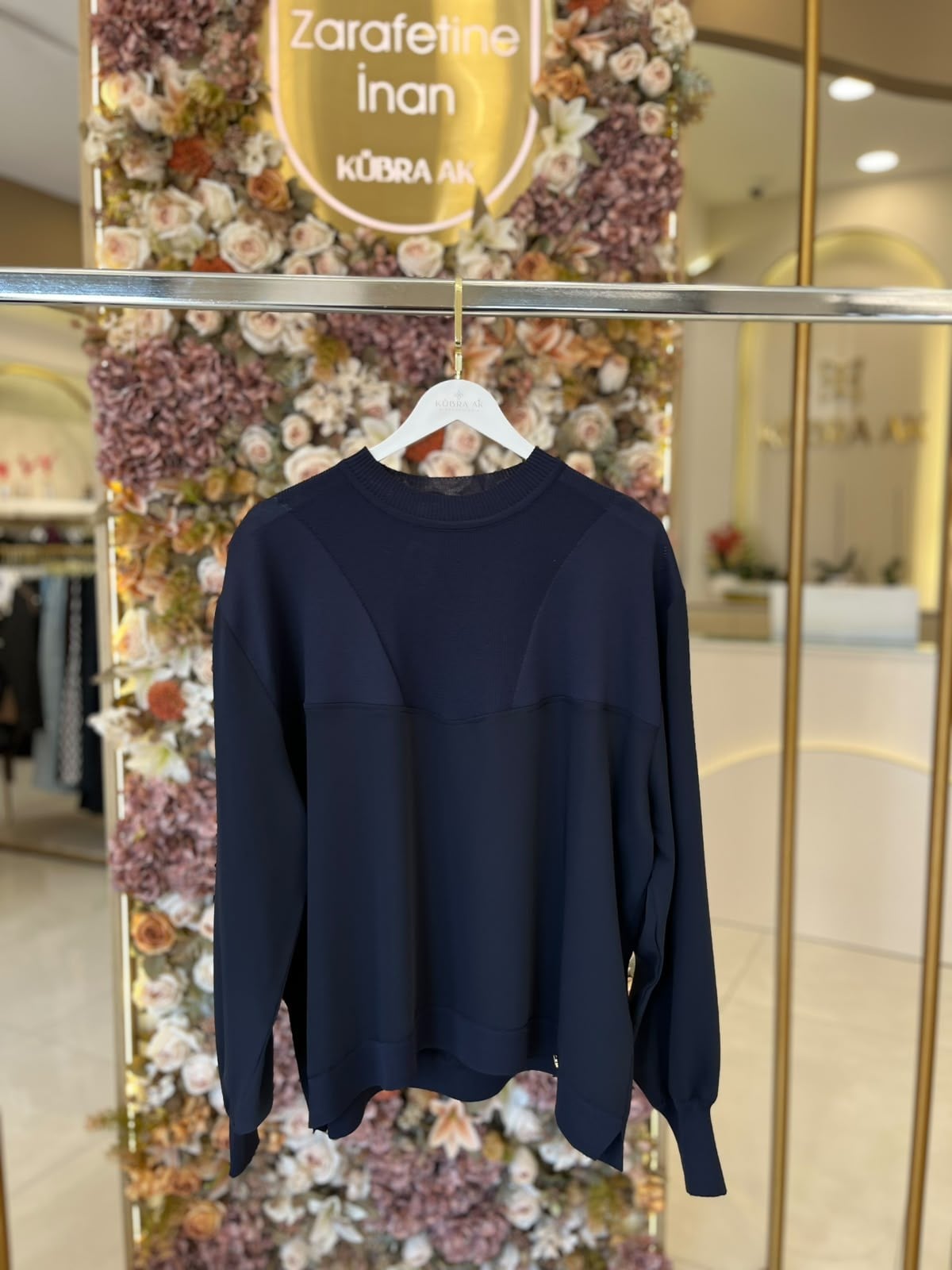 4467 Ghisa Tunik