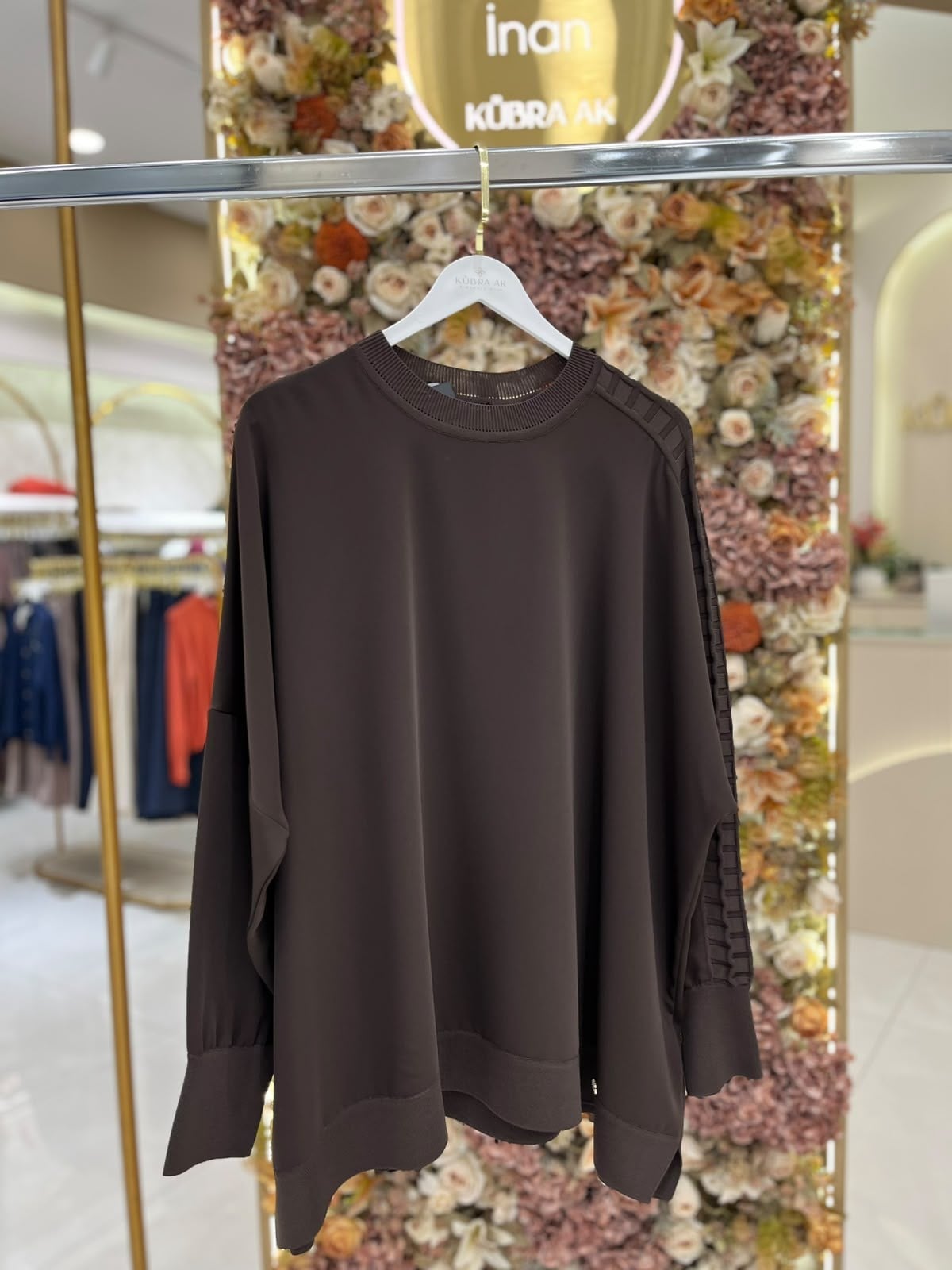 4468 Ghisa Tunik
