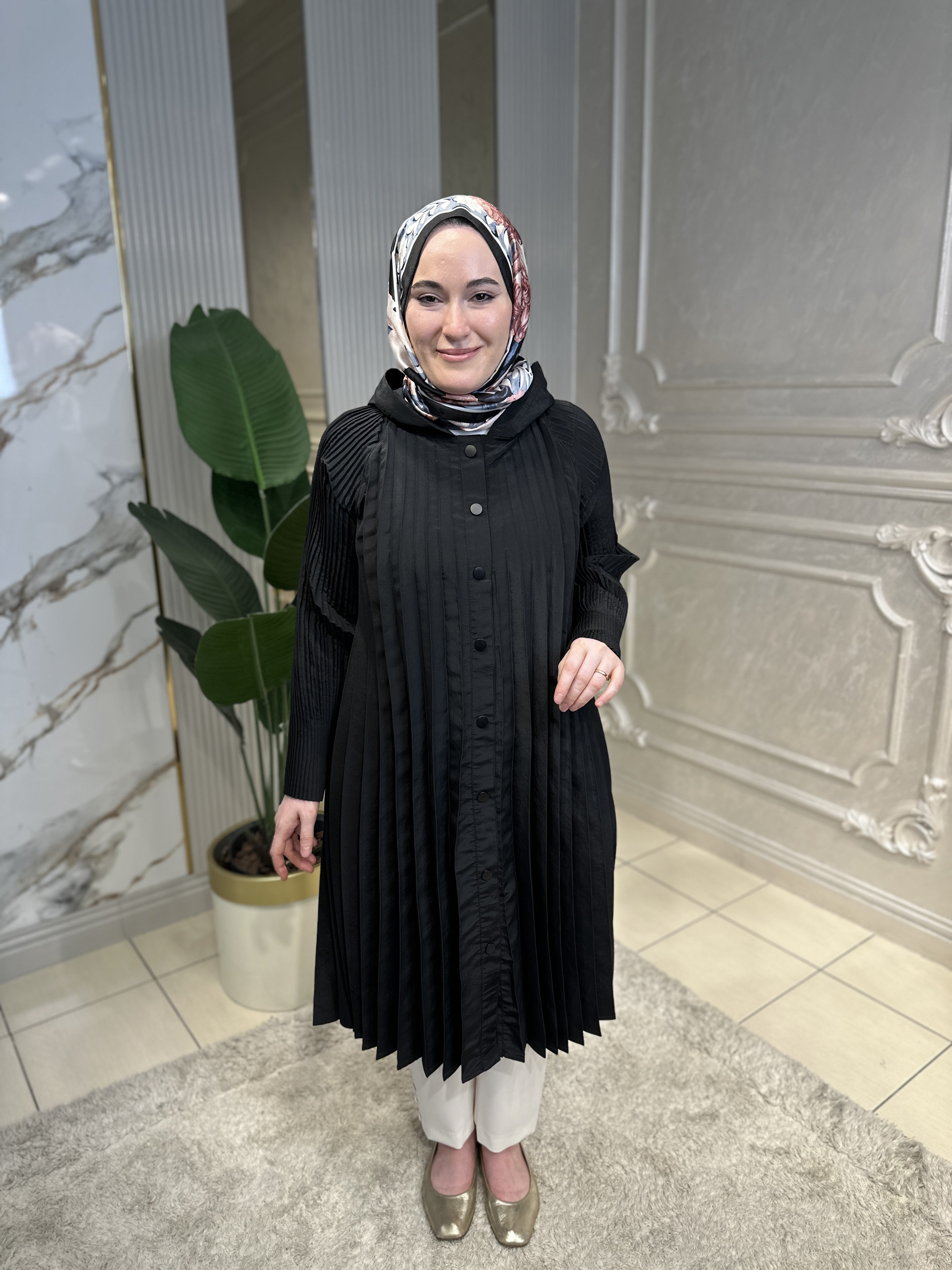 5881 Önden Çıtçıt Ve Plise Kolları Akordiyon Dubai Kap