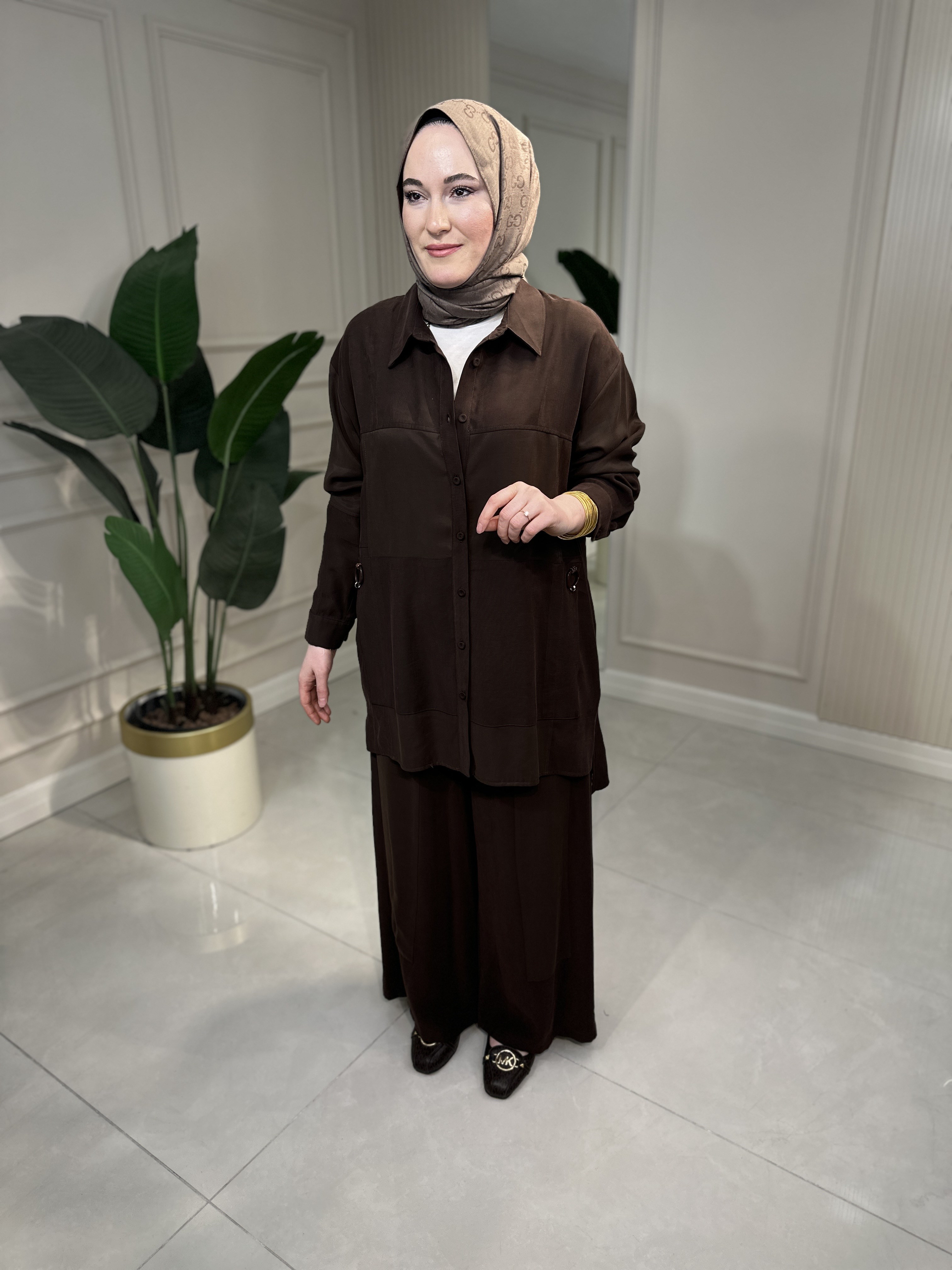 6940 Pantolonlu Takım