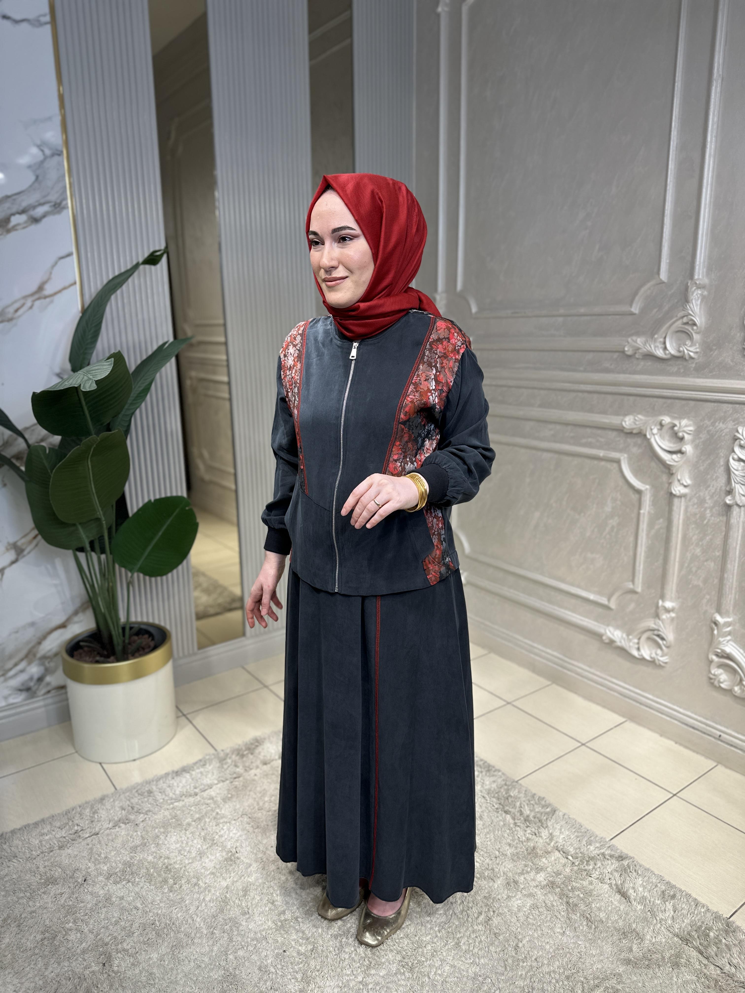70069 Karanfil Etekli Takım