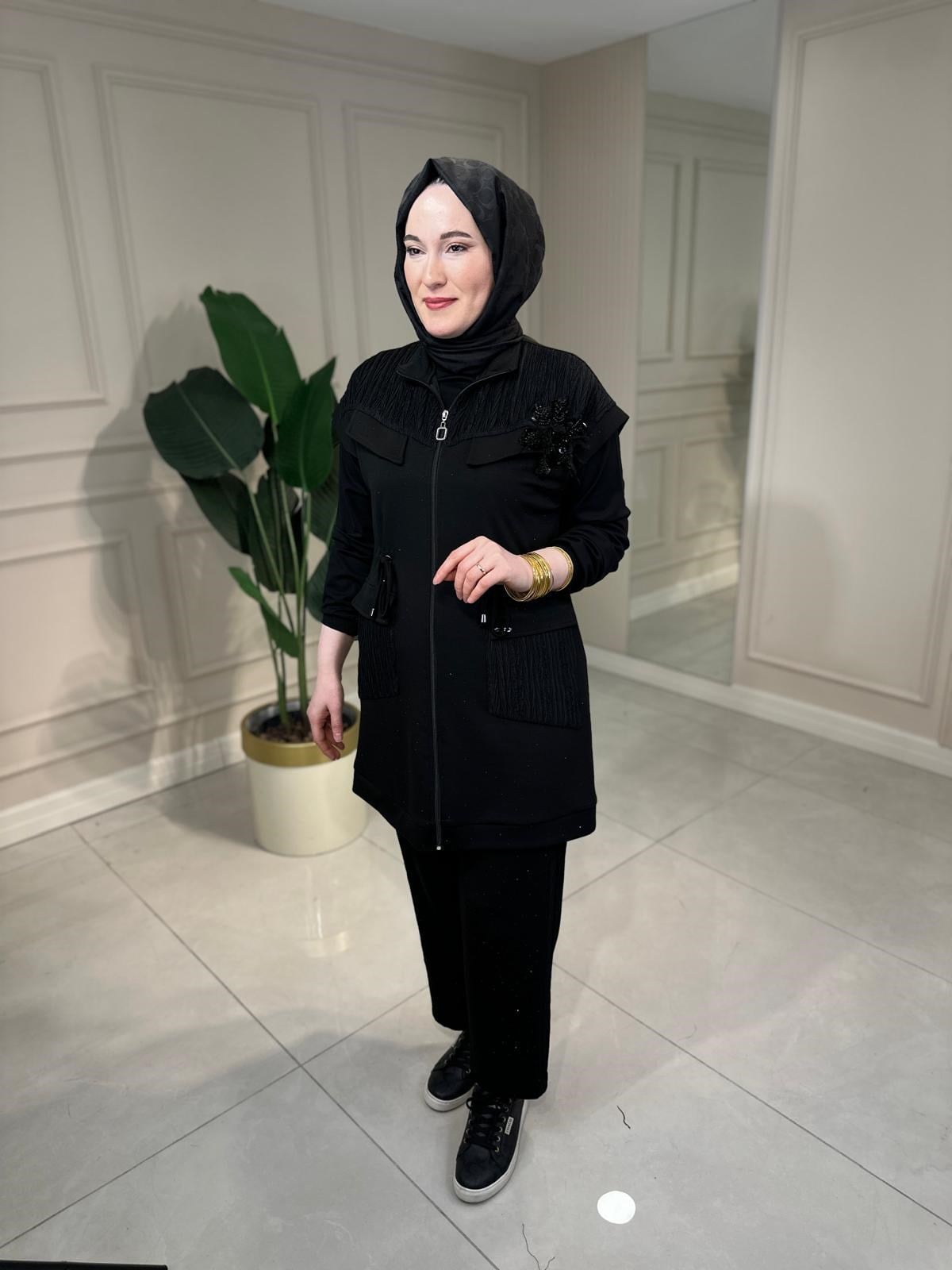 7307 Dantelli Taşlı Yelekli Takım