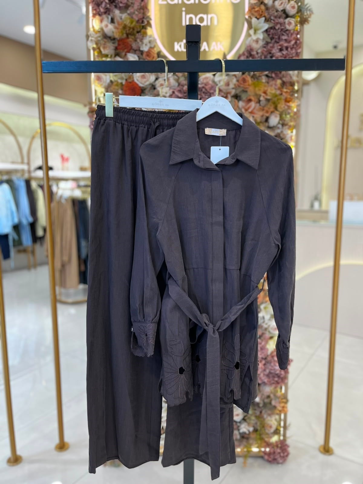 8666 Pantolon Takım