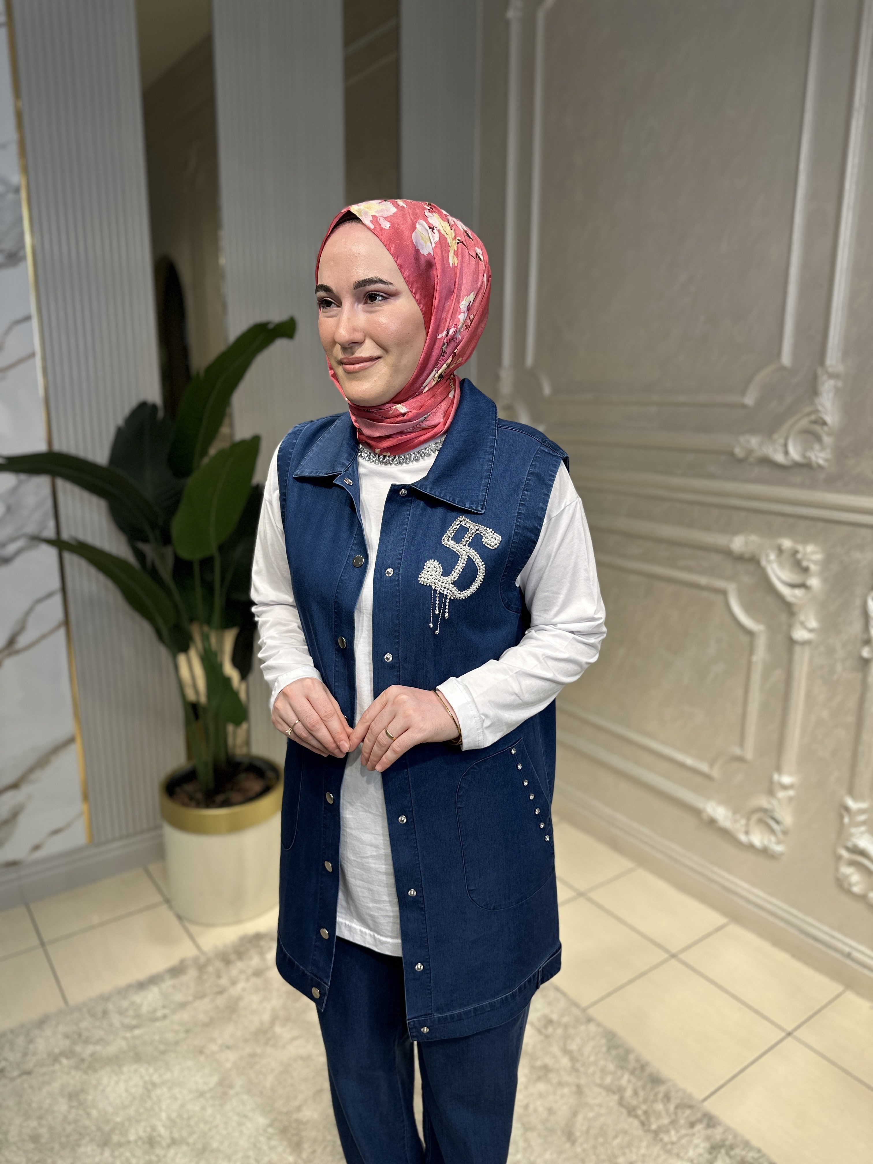 9007 Cepleri Taşlı Tencel Yelek