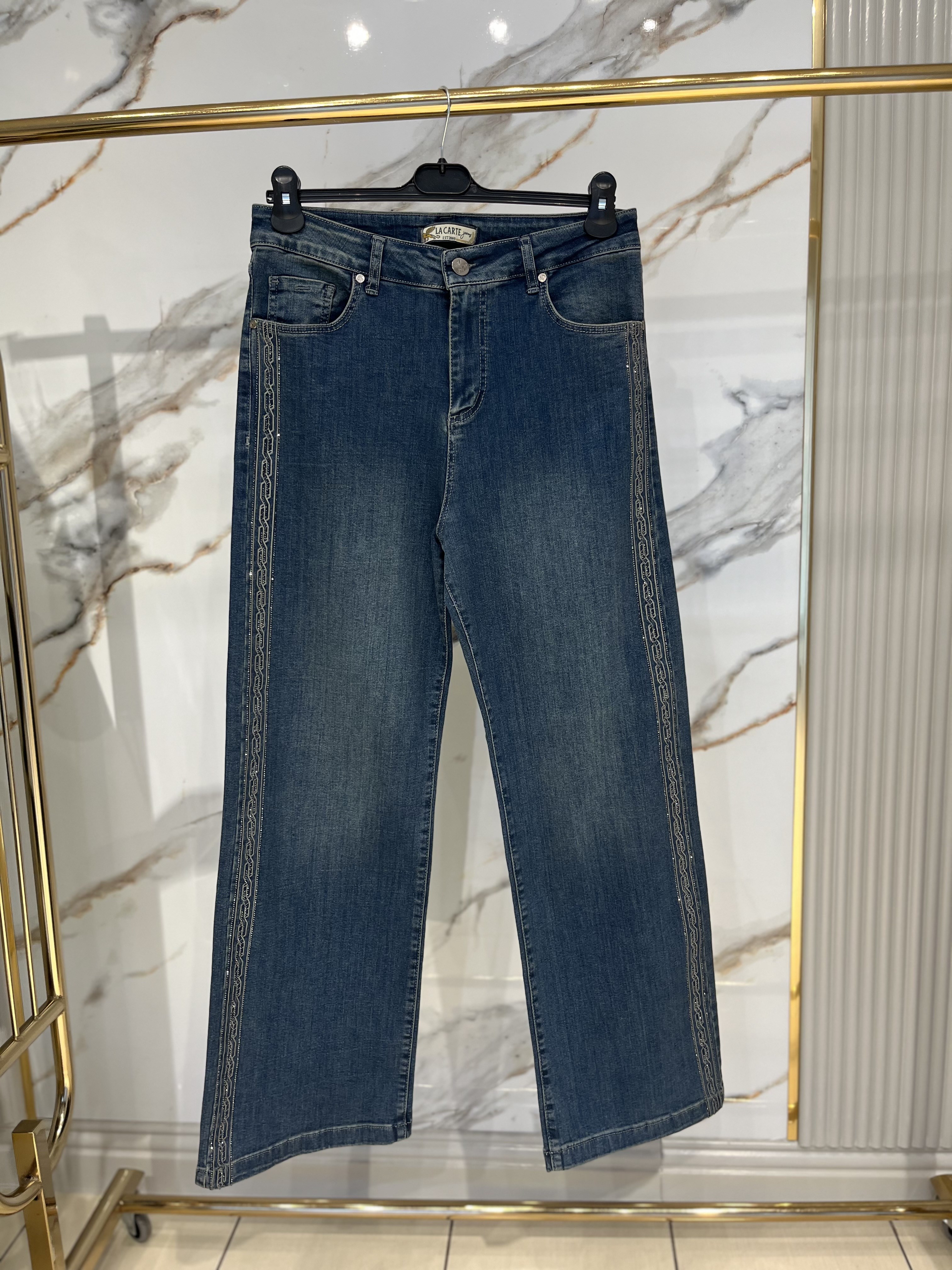 Ak8022 Taşlı Bol Paça Jean