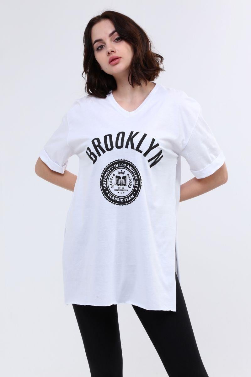 Kadın Önü Baskılı Yırtmaçlı T-Shirt Beyaz
