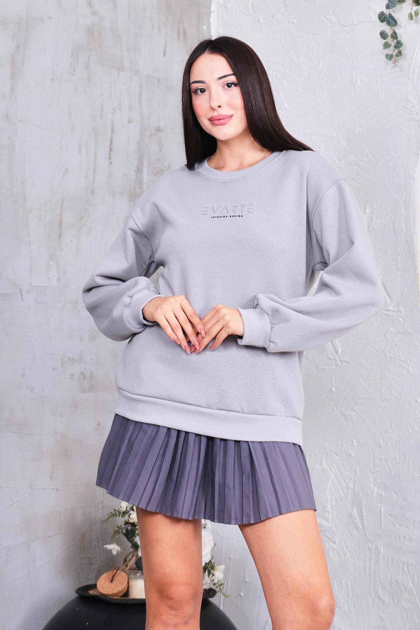 Bisiklet Yaka İçi Şardonlu Sweatshirt