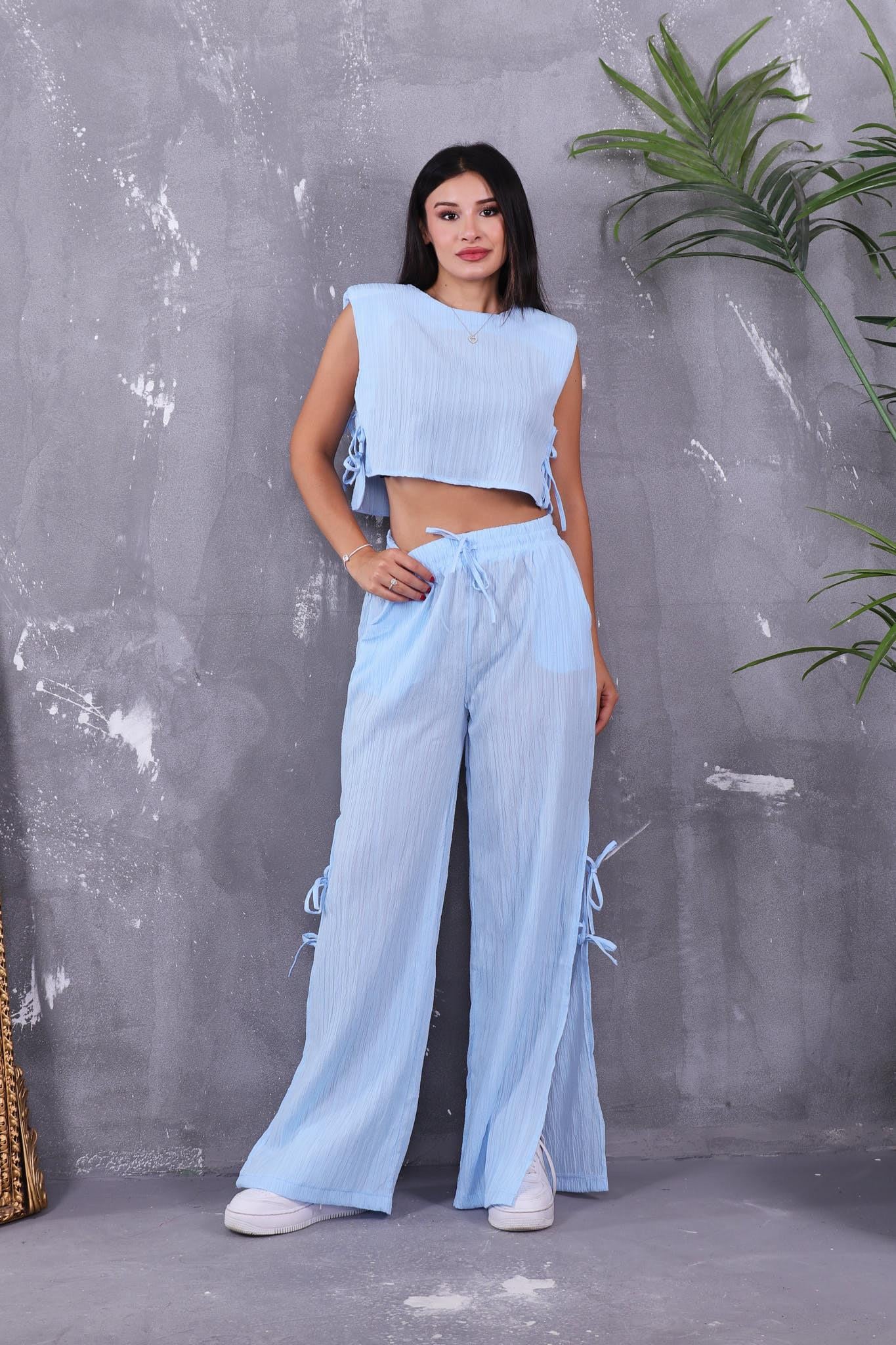 Bluzu Pantolonu Yanları Bağlama Detaylı Takım