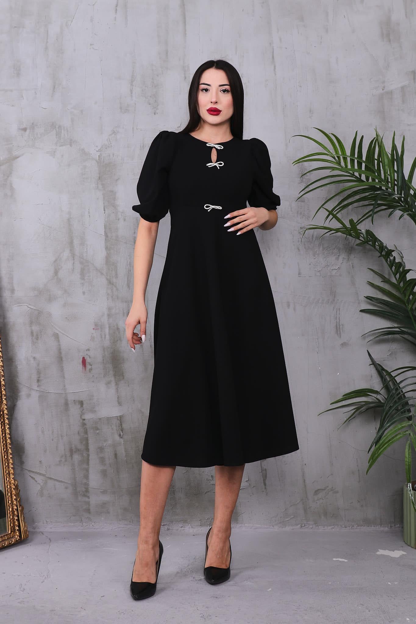 Fiyonk Detaylı Krep Elbise