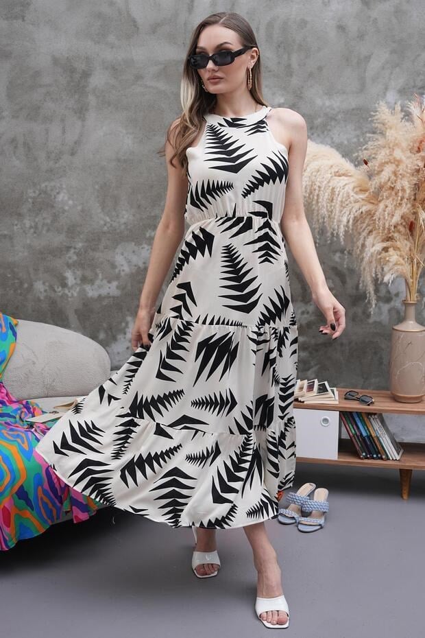 Halter Yaka Beli Lastikli Kloş Elbise