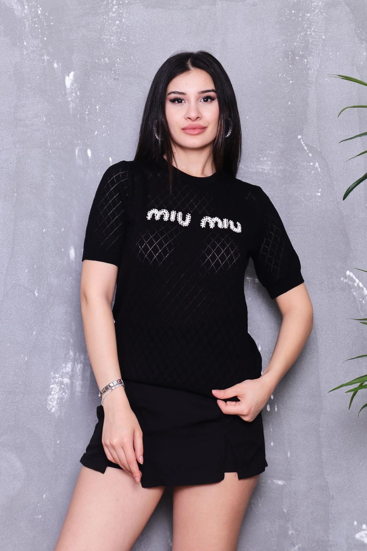İnci Detaylı Merserize Bluz