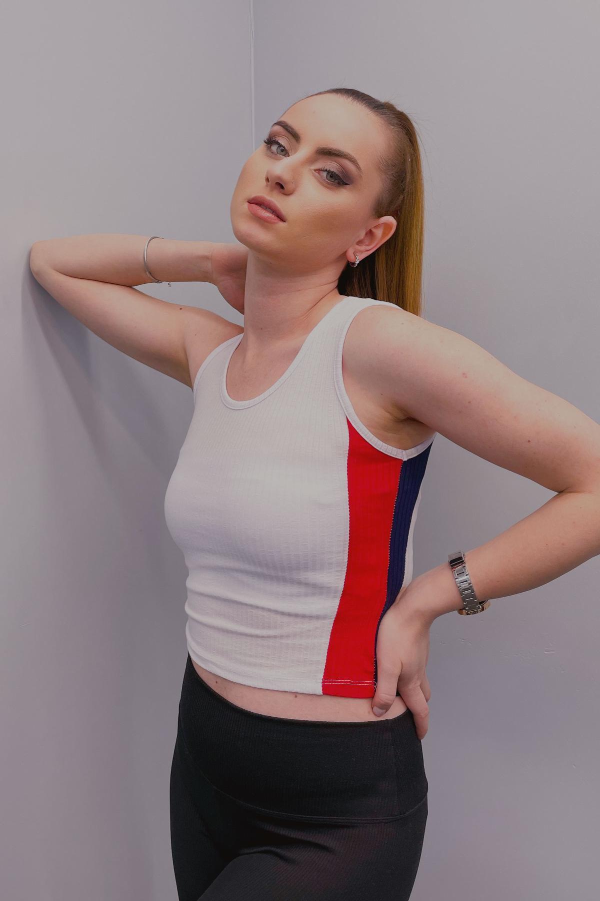 Kadın Kalın Askılı Crop Beyaz