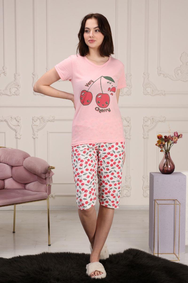 Kadın Kiraz Baskılı Kapri Şortlu Pijama Takımı Pembe