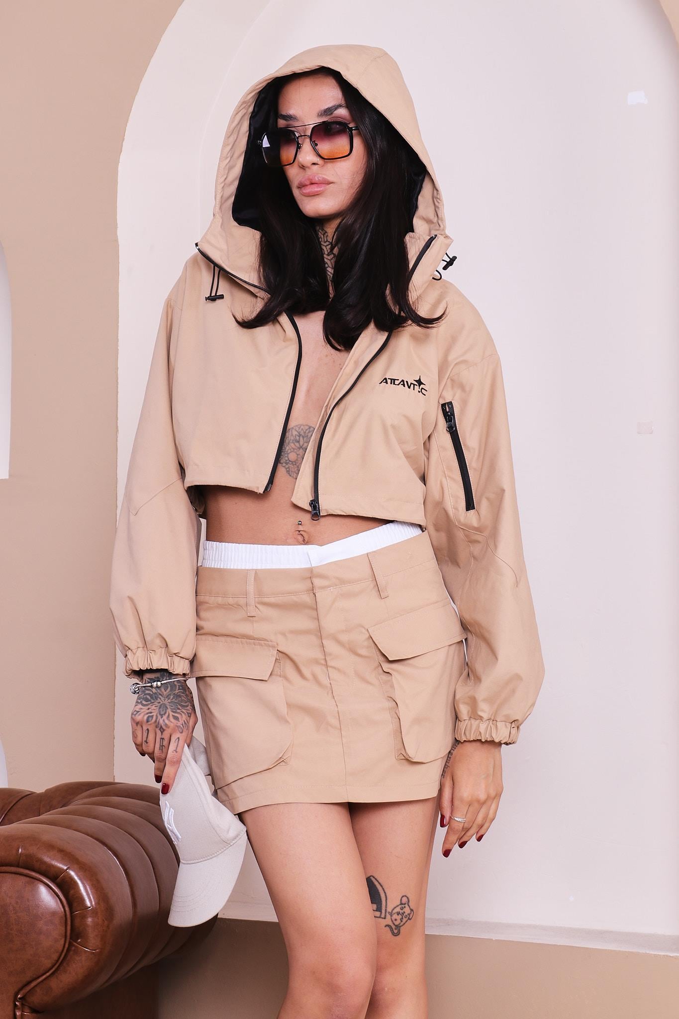 Kapüşonlu Fermuarlı Crop Ceket