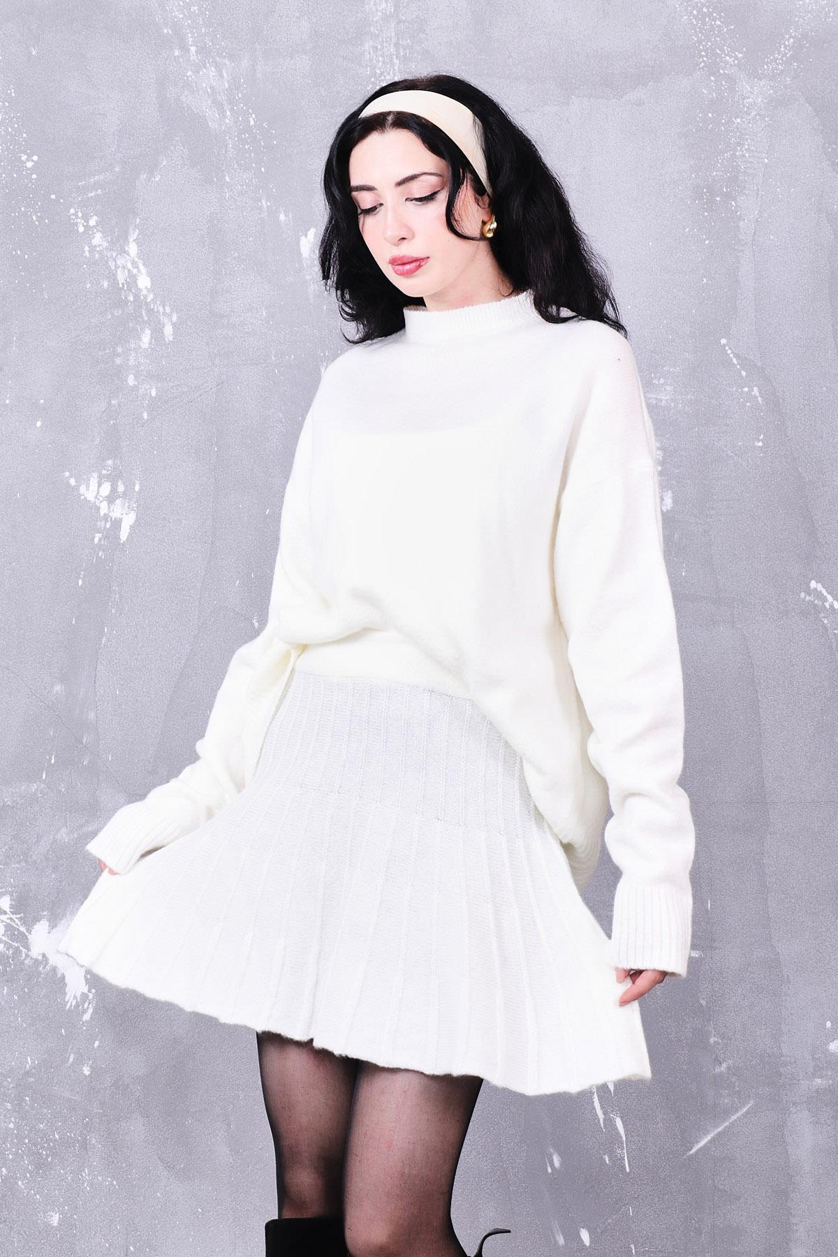 Kloş Etekli Oversize Triko Takım