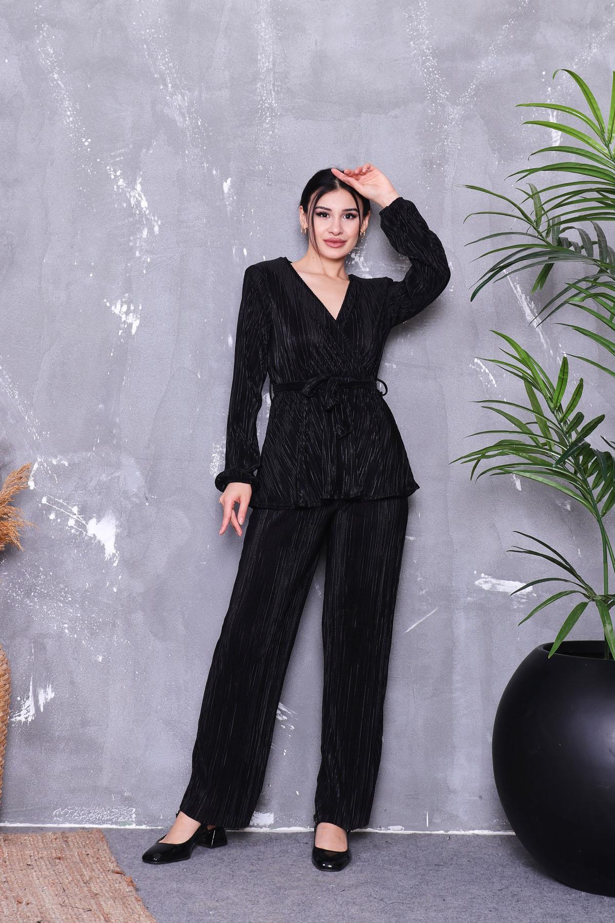 Kloş Pliseli Takım