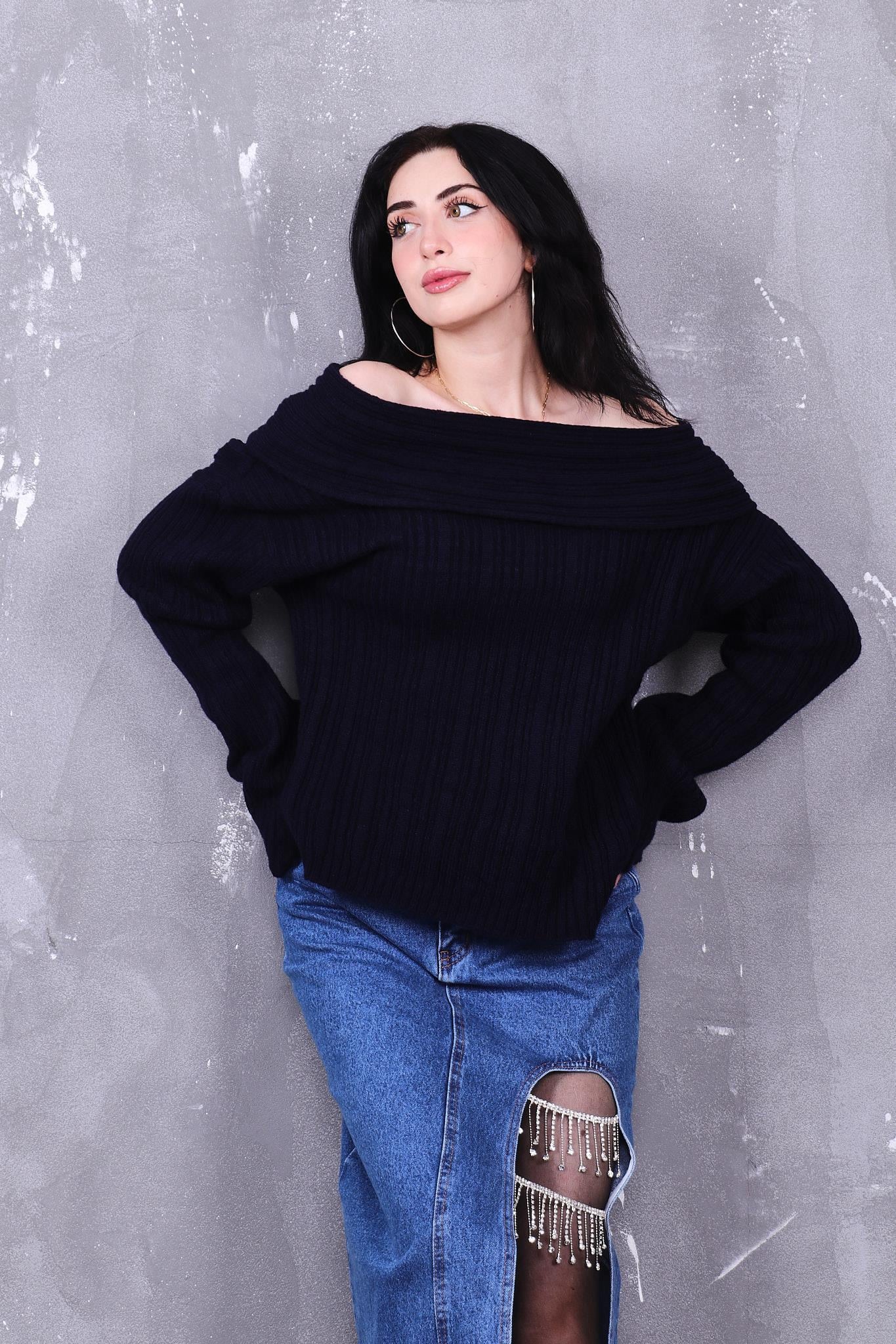 Madonna Yaka Triko Kazak