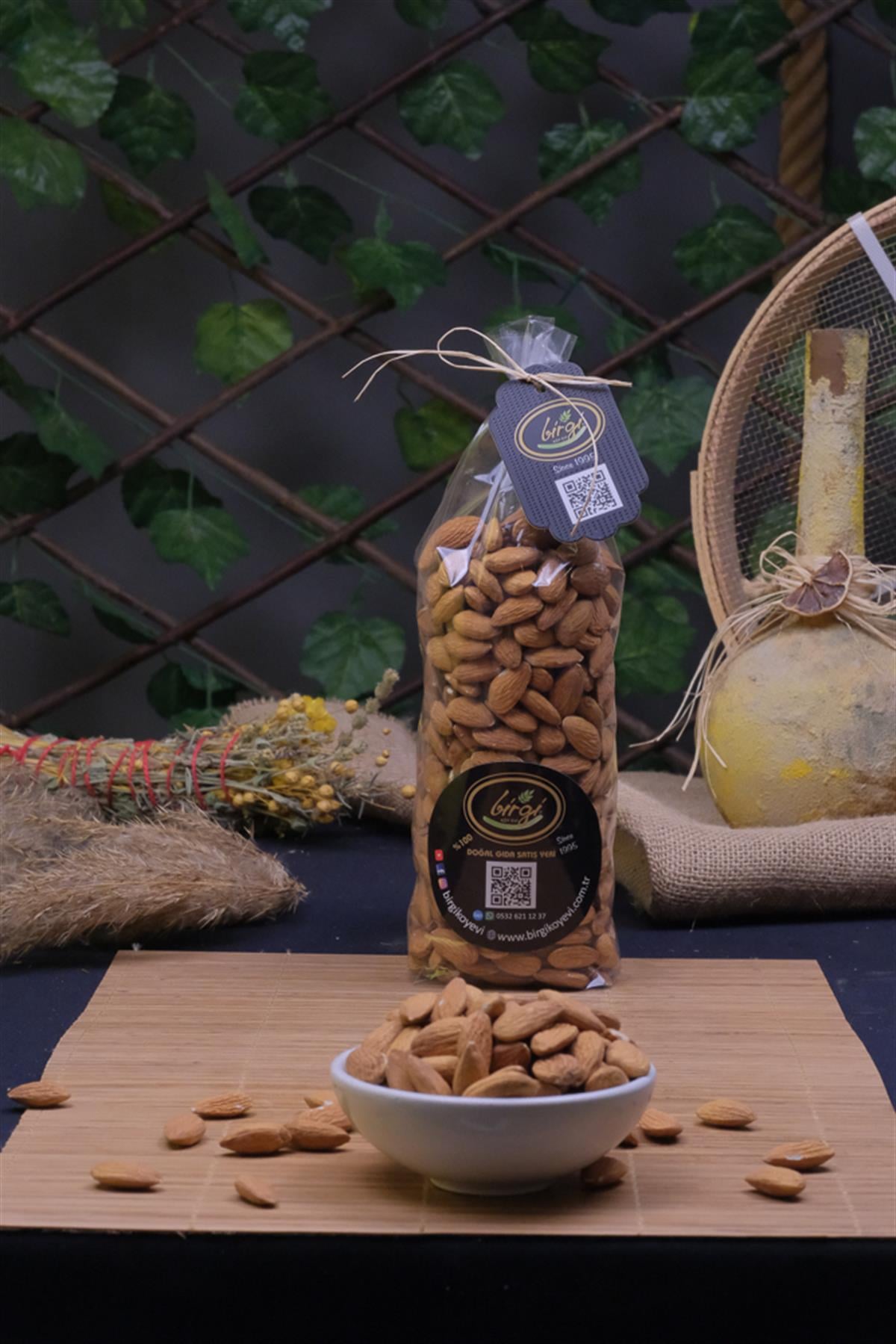 Çiğ İç Badem 1 kg