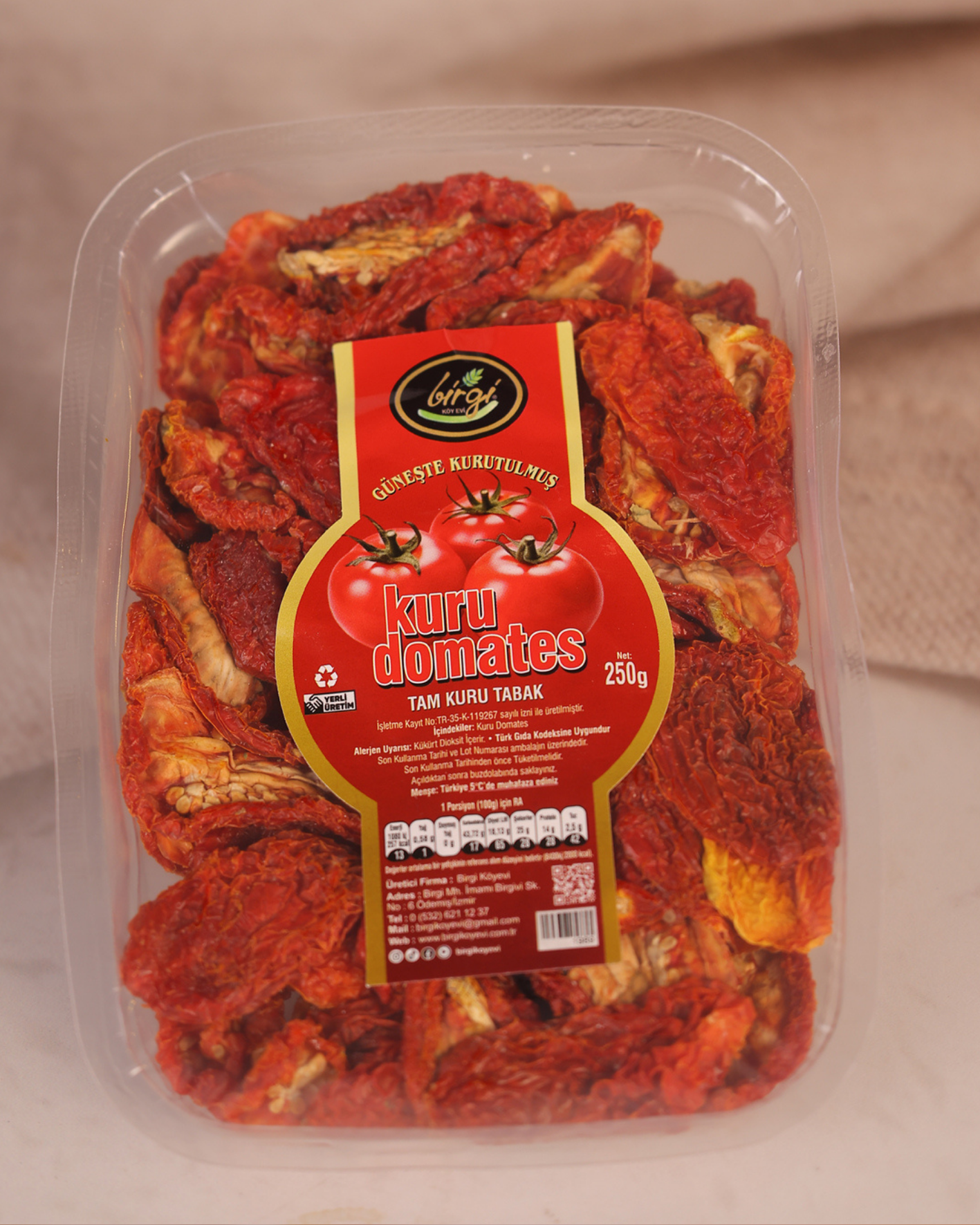Birgi Köy EviKURUTULMUŞ MEYVELERBirgi Köy Evi Güneşte Kurutulmuş Domates (250 gr)