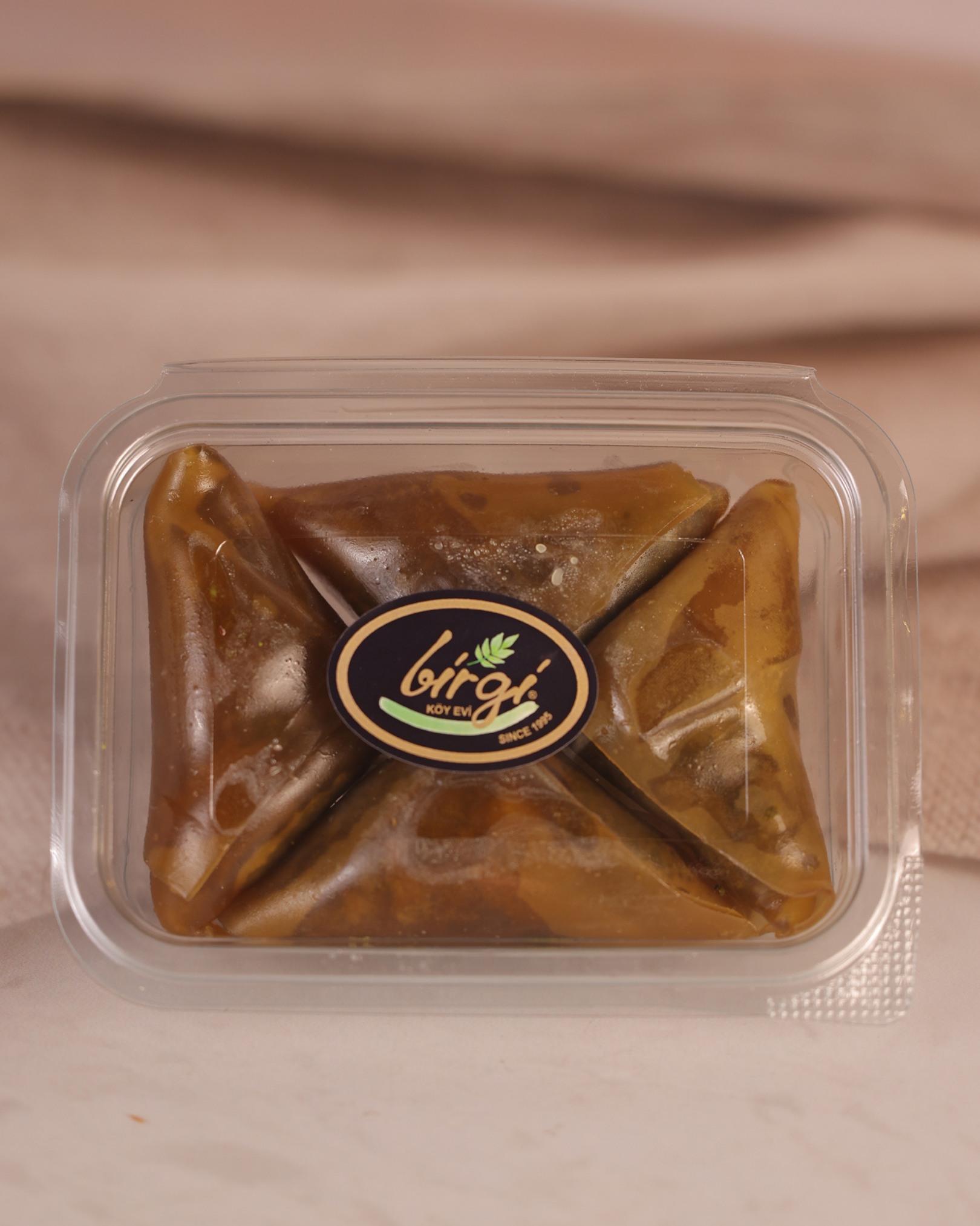 Birgi Köy EviLOKUMLARBirgi Köy Evi Antep Fıstıklı Birgi Muskası (300 gr)