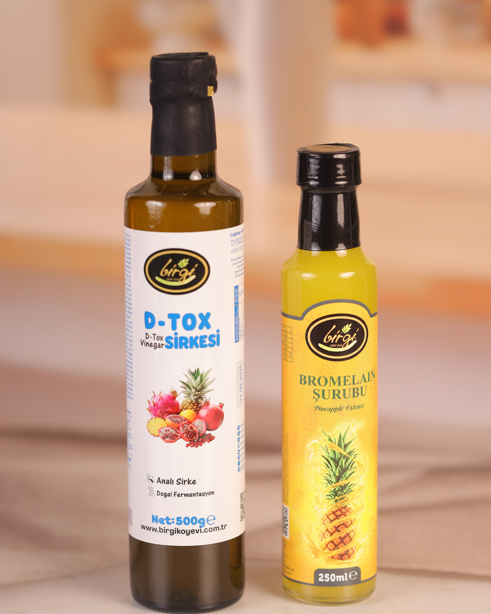 Birgi Köy EviSİRKELERBirgi Köy Evi İkili Form ve Detoks Paketi: D-Tox Sirkesi (500 gr) & Bromelain Şurubu (250 ml)