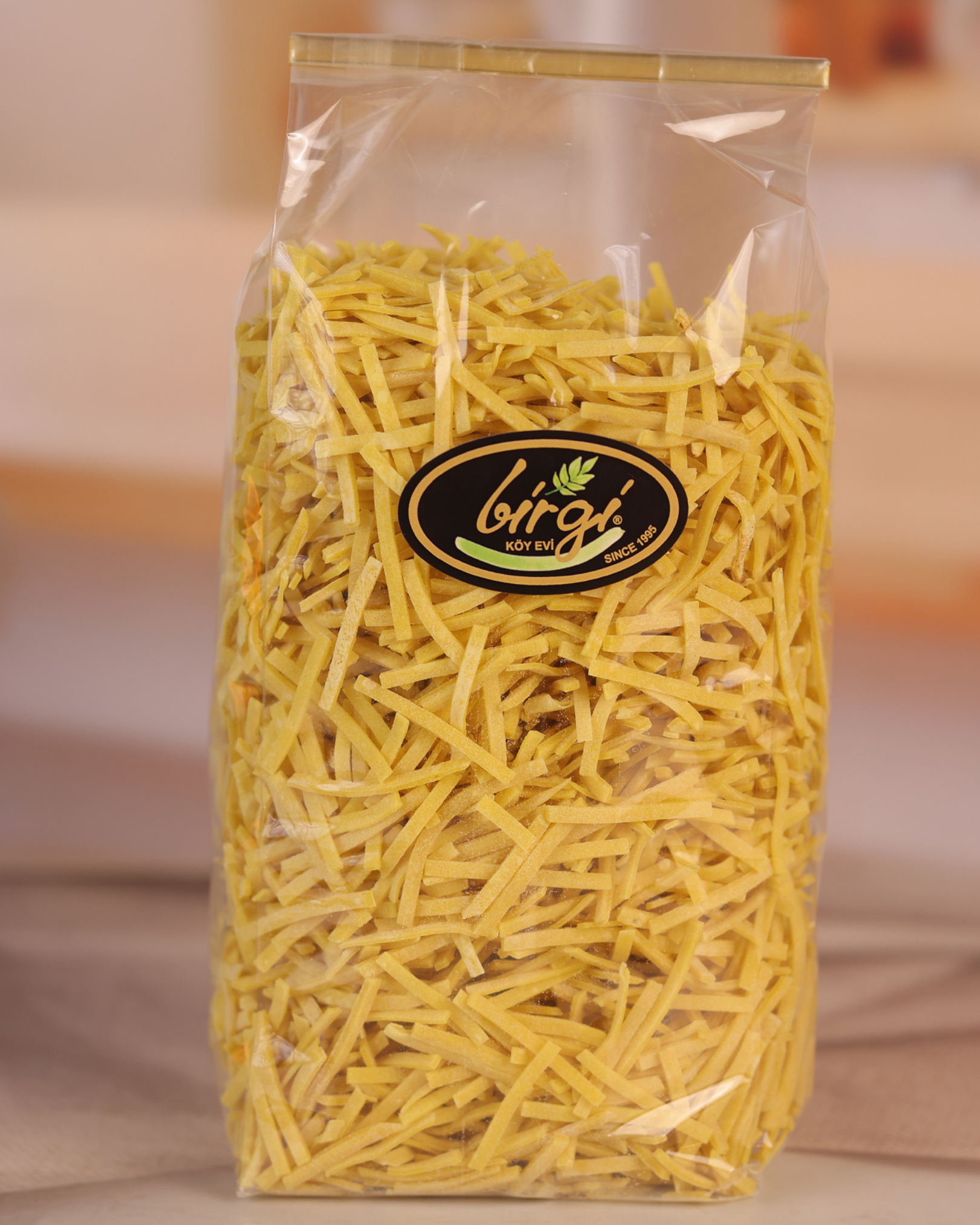 Birgi Köy EviYEMEKLİK ÜRÜNLERBirgi Köy Evi Geleneksel El Kesimi Sade Ev Eriştesi (1 kg)