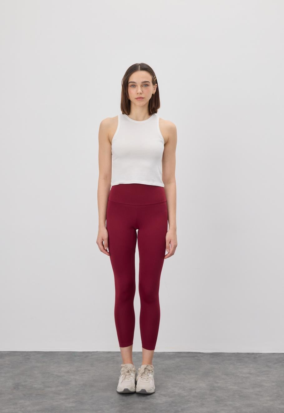 Bisiklet Yaka Sıfır Kol Crop Bluz