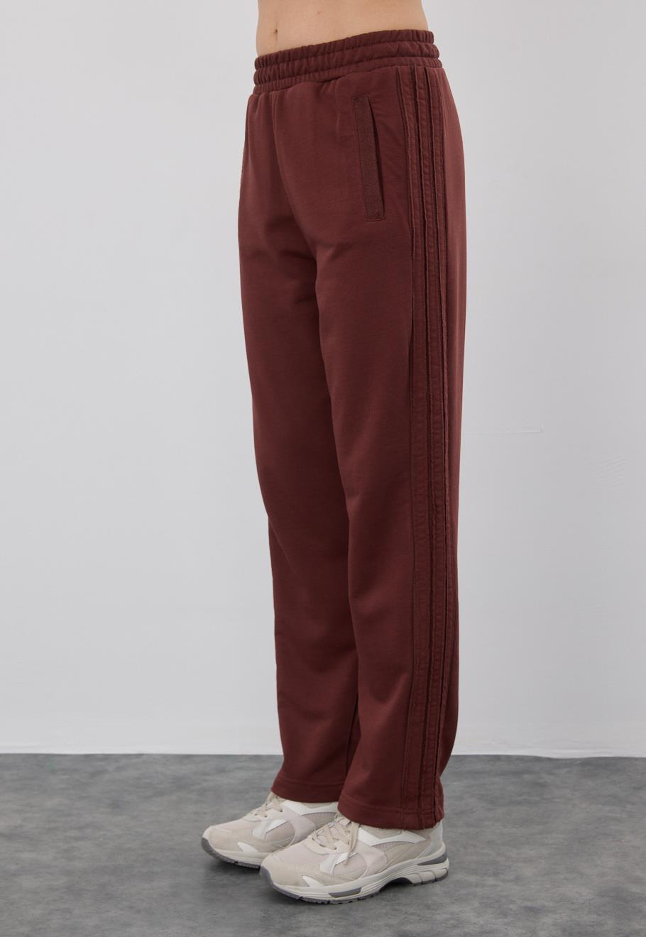 Çikolata eşofman altı