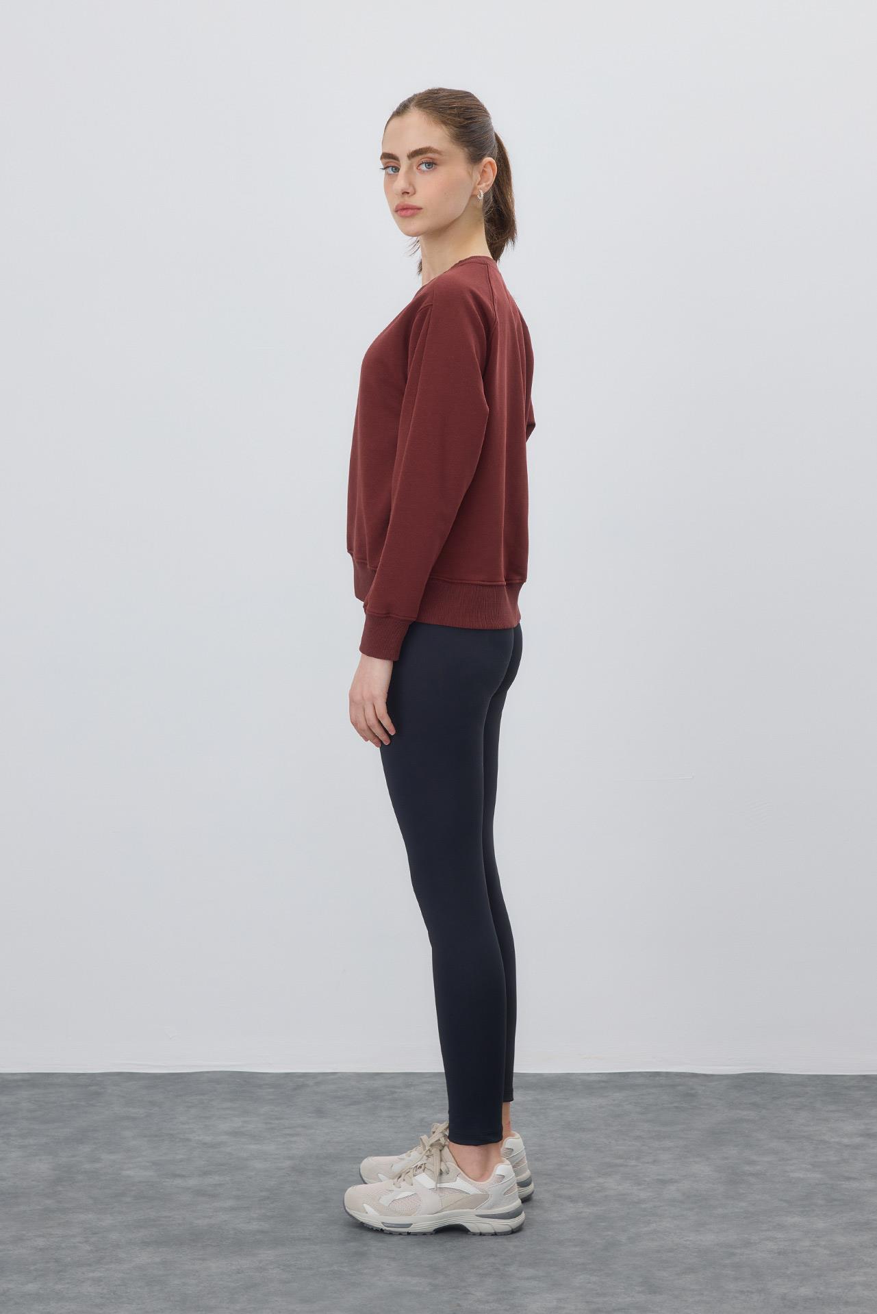 Kadın Basic Şardonsuz Çikolata Renk Sweatshirt