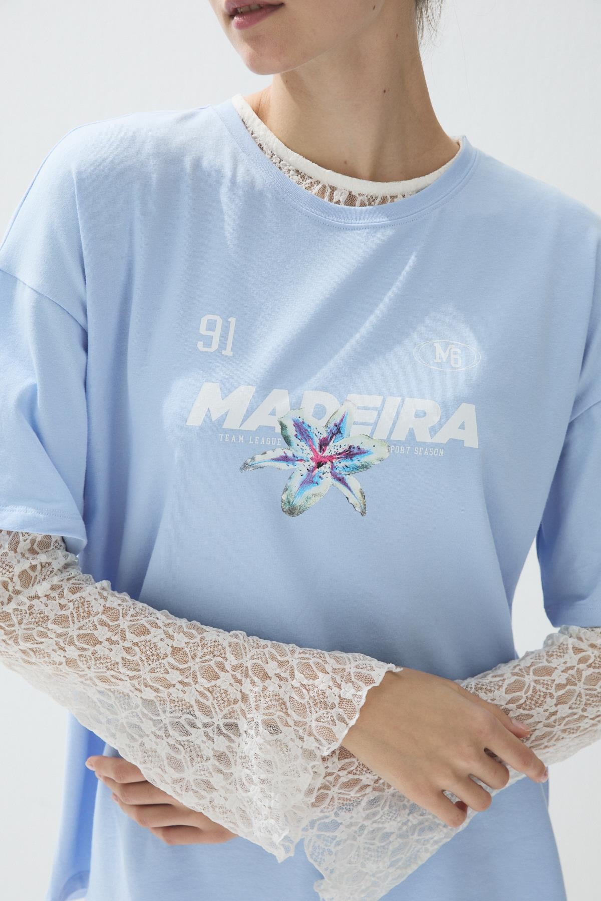 Kadın Mavi Renk Baskılı Oversize T-shirt