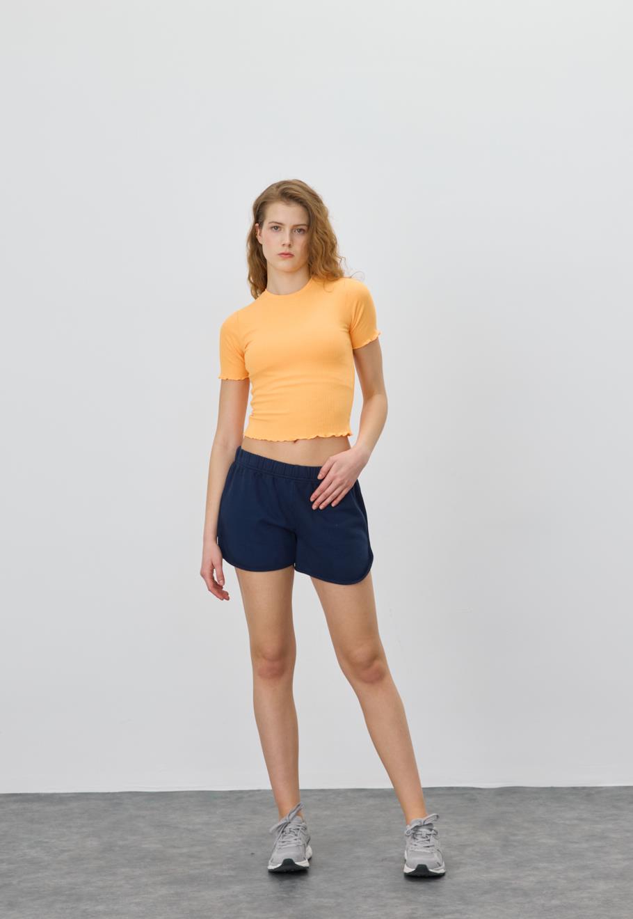 Kadın Orange Renk Fırfırlı Kısa Kollu T-Shirt