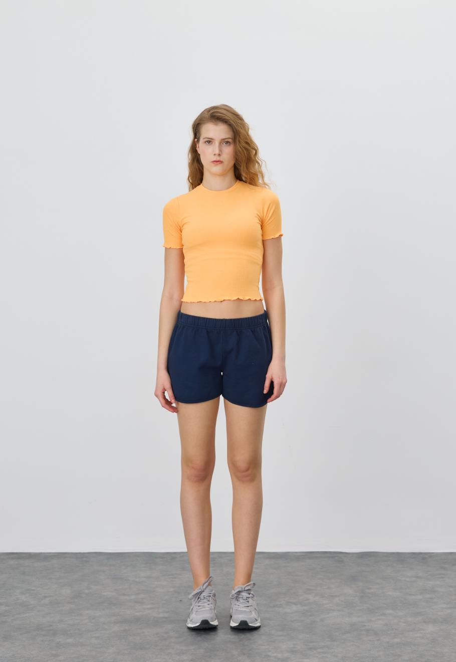 Kadın Orange Renk Fırfırlı Kısa Kollu T-Shirt