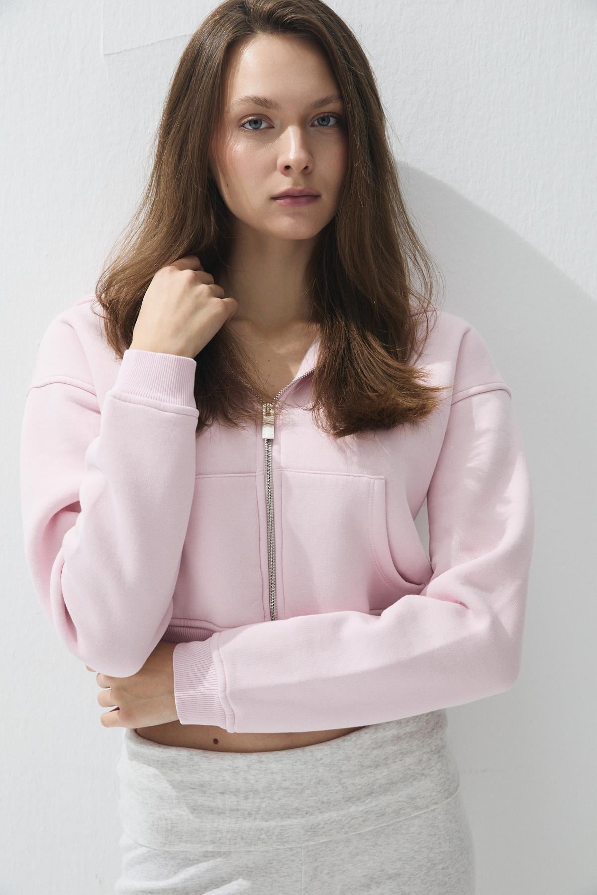 Kadın Parfait Pink Renk Kapüşonlu Şardonlu Crop Sweatshirt Hırka