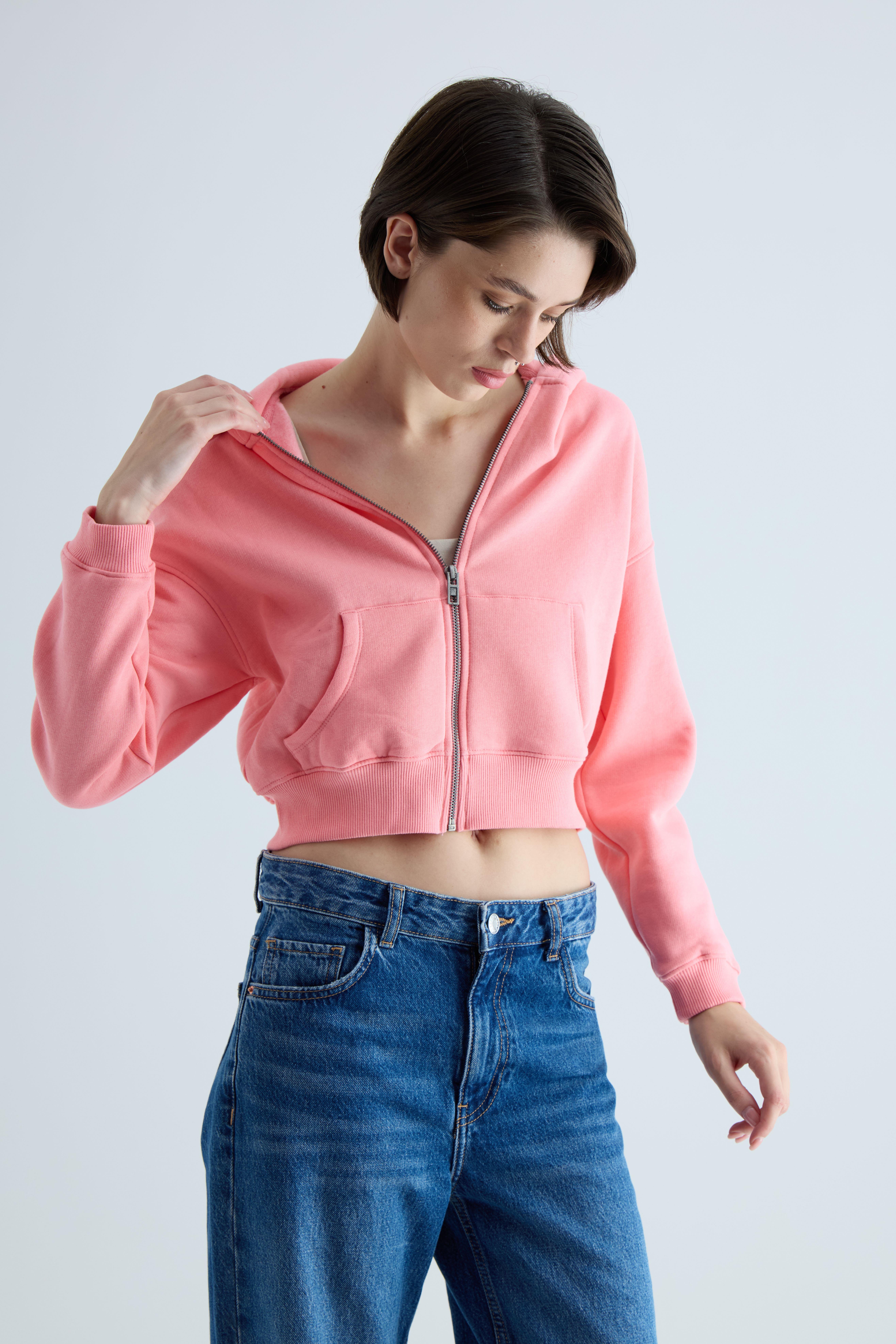Kadın Pembe Renk Kapüşonlu Şardonlu Crop Sweatshirt Hırka