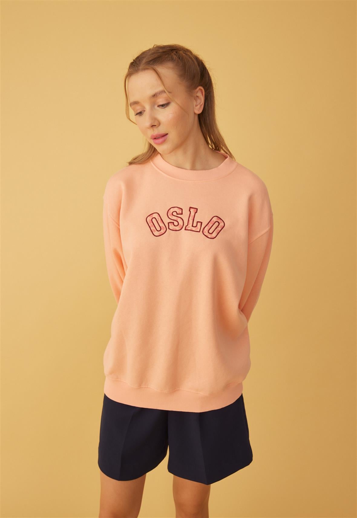 Kadın Pembe Renk NYC Baskılı Oversize Sweatshirt