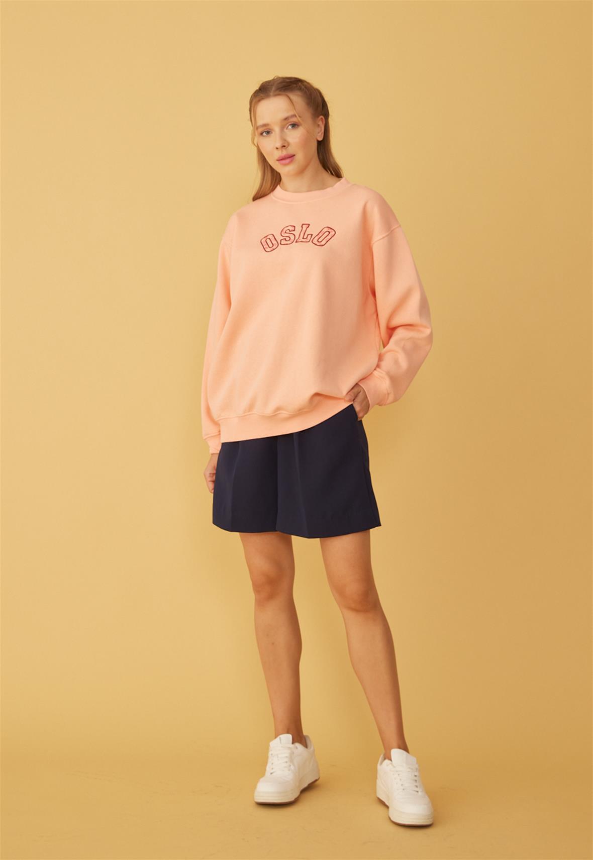 Kadın Somon Renk Oslo Baskılı Oversize Sweatshirt