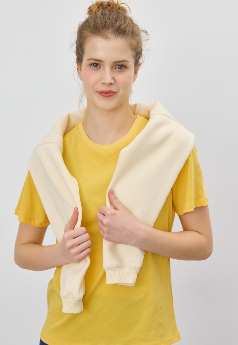 Kadın Sarı Renk Basic T-Shirt