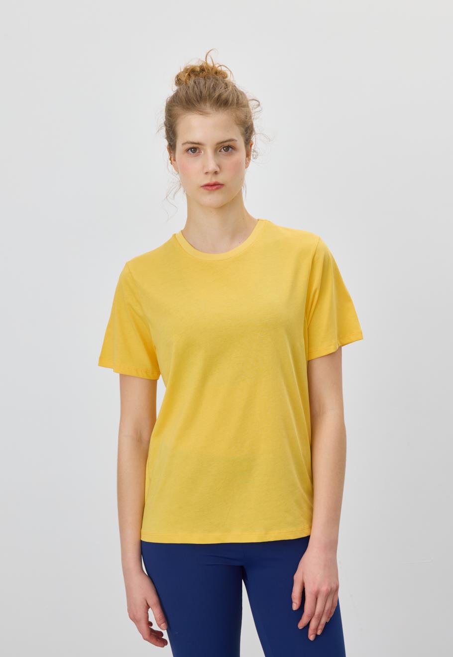 Kadın Sarı Renk Basic T-Shirt