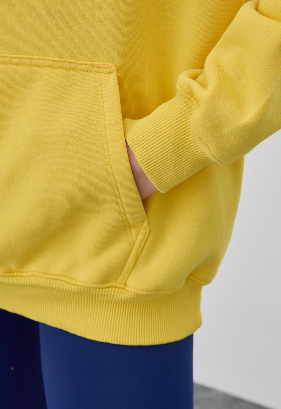 Kadın Sarı Renk Kapüşonlu Oversize Sweatshirt