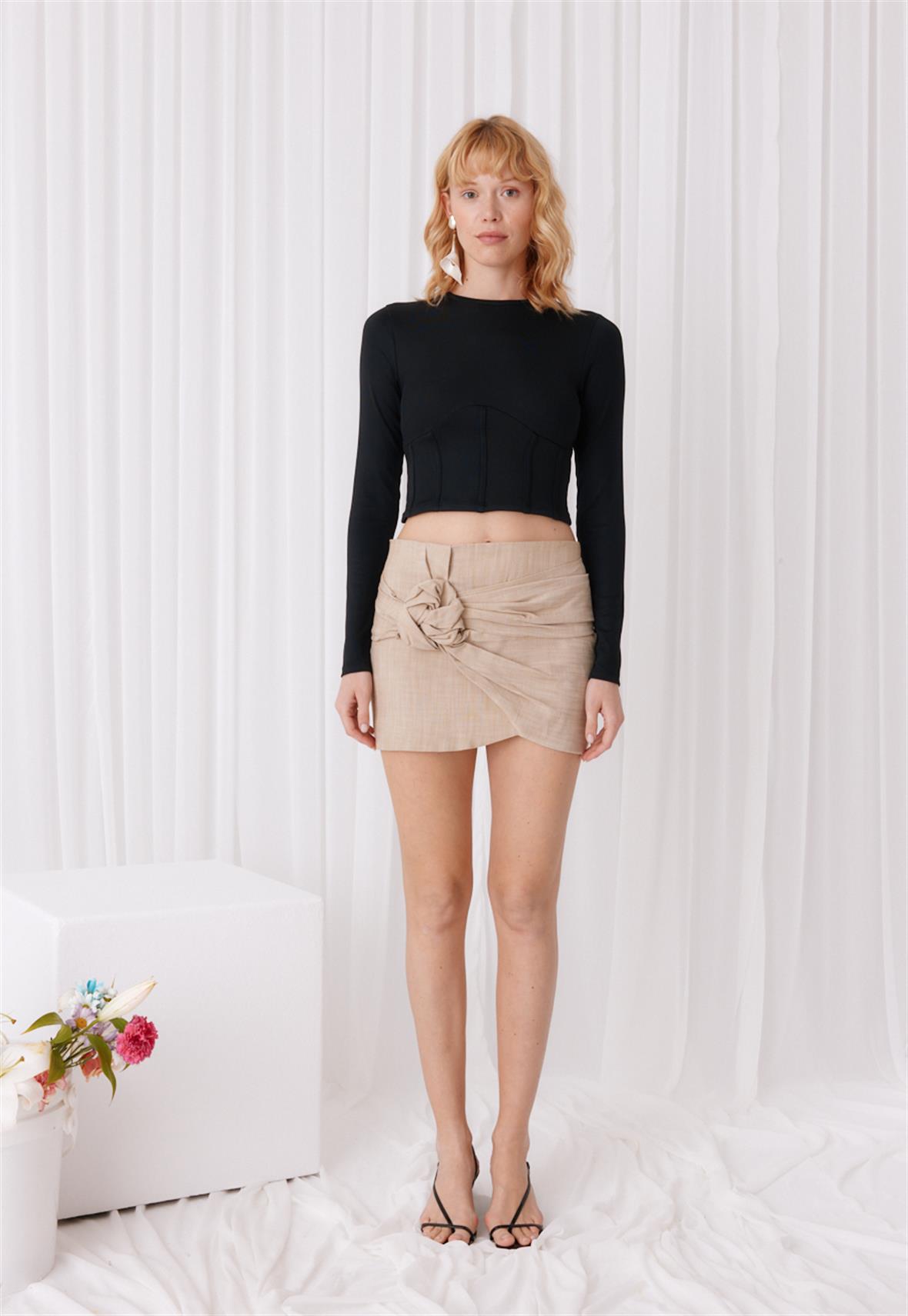 Kadın Siyah Renk Kaşkorse Uzun Kollu Korse Görünümlü Crop Bluz