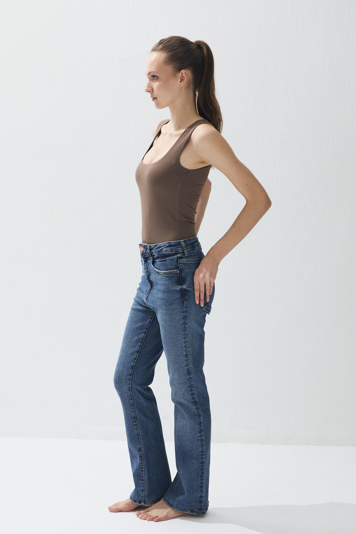 Kadın Vizon Renk Kare Yaka Çıtçıtlı Body