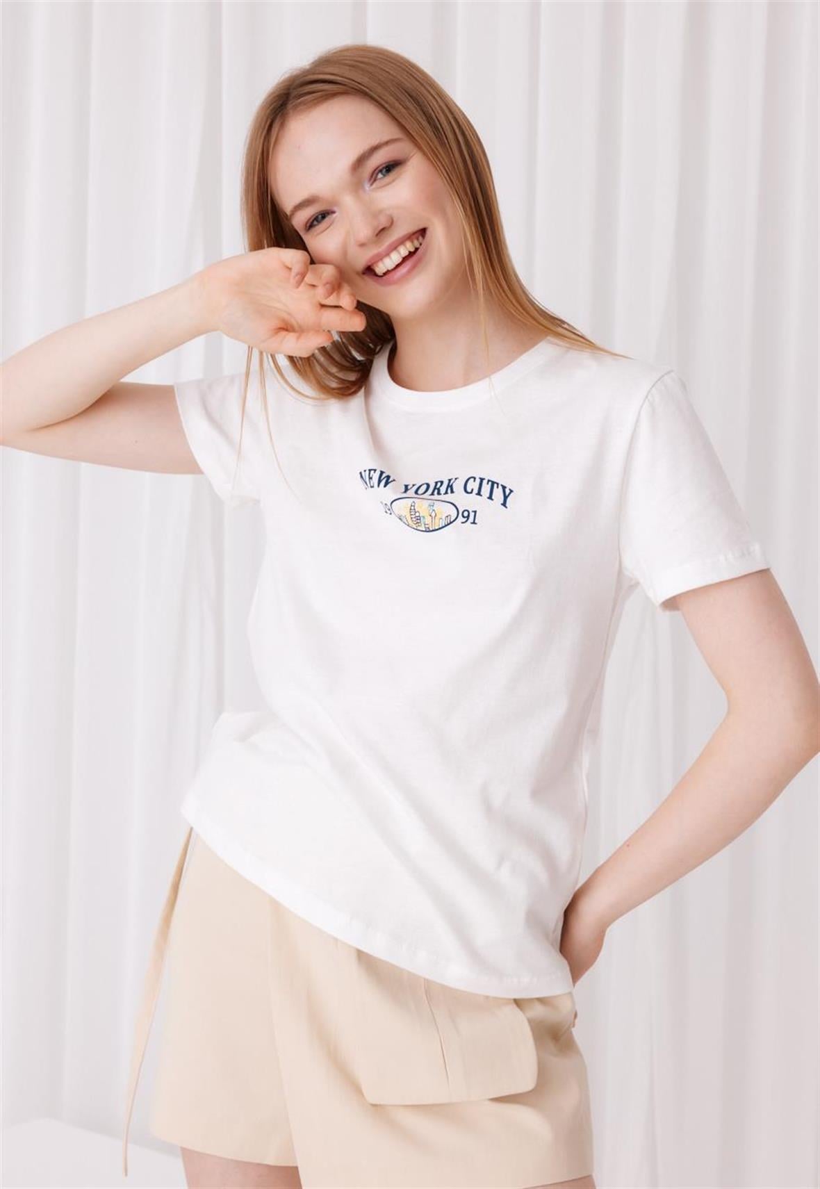 Kısa Kollu Baskılı T-Shirt