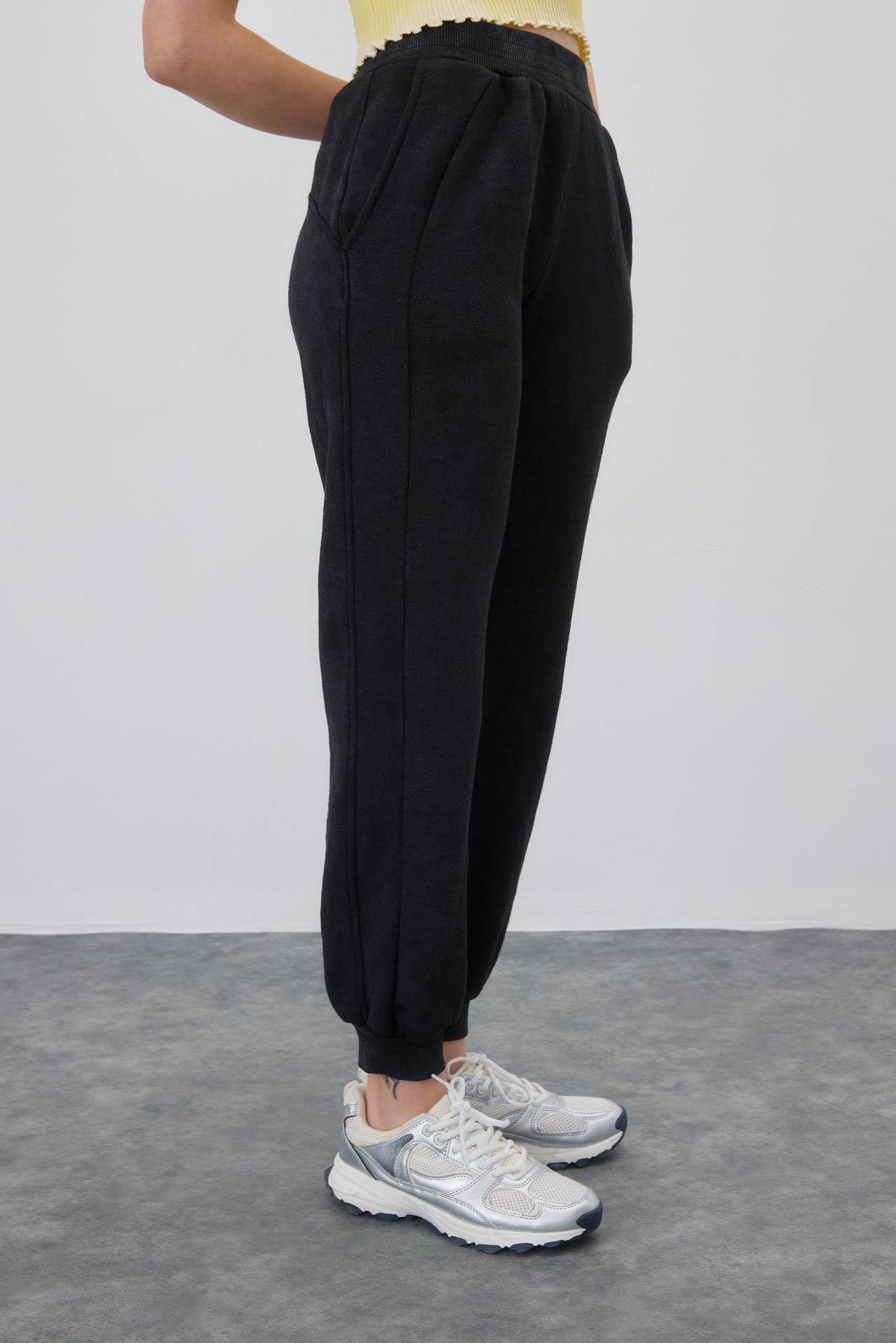 Siyah Eşofman Altı