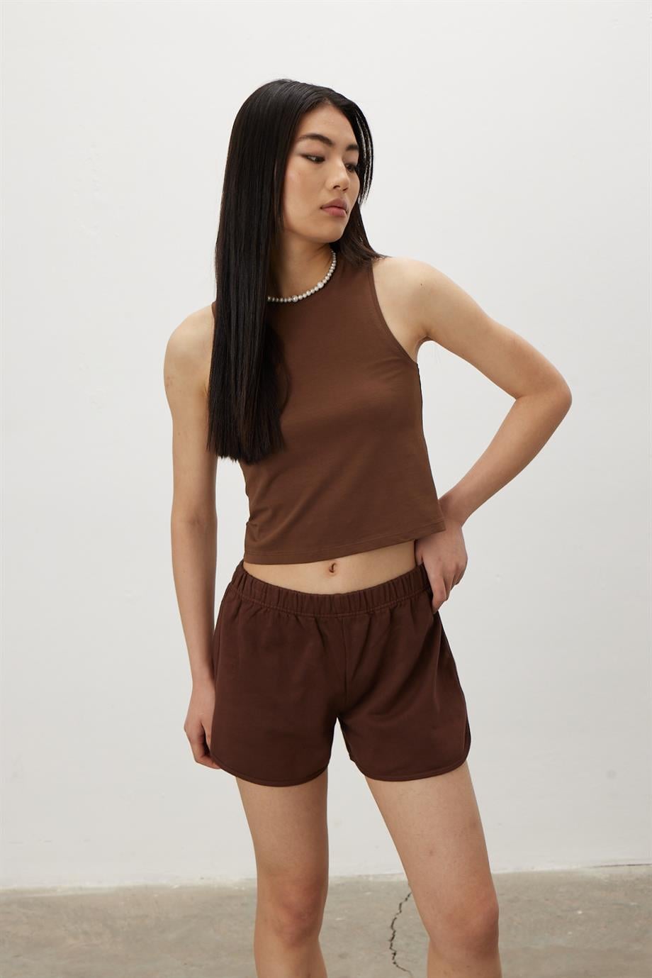 Bisiklet Yaka Sıfır Kol Crop Bluz