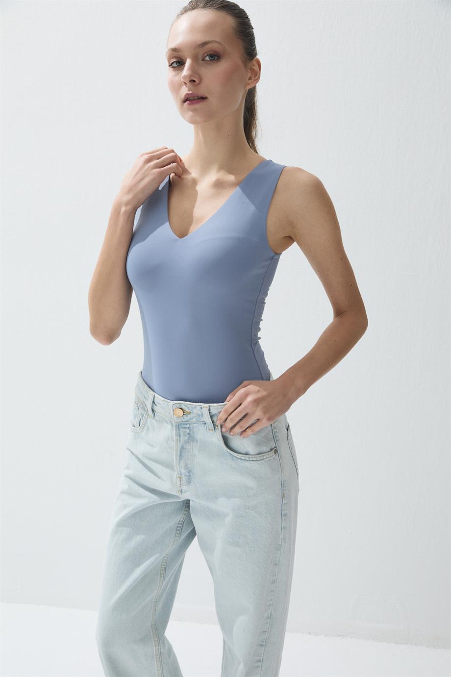 Kadın Açık Mavi V Yaka Çıtçıtlı Body