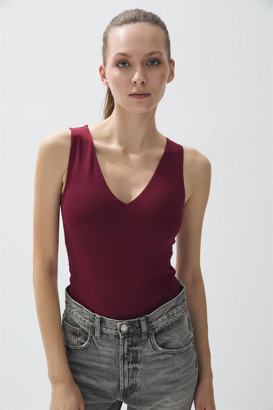 Kadın Bordo Renk V Yaka Çıtçıtlı Body