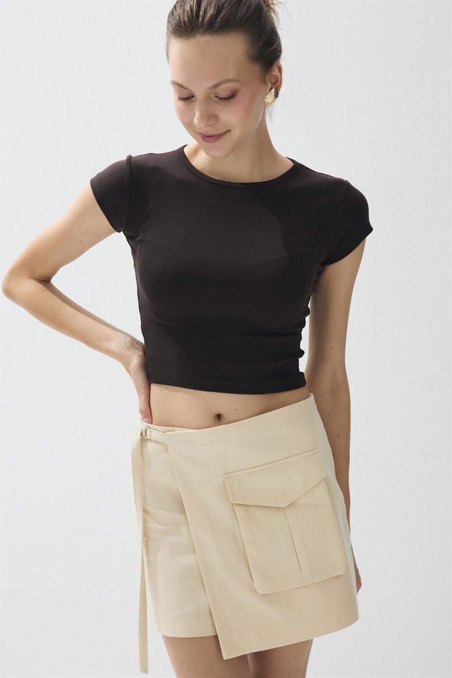 Kadın Kahve Renk Kısa Kollu Crop T-shirt