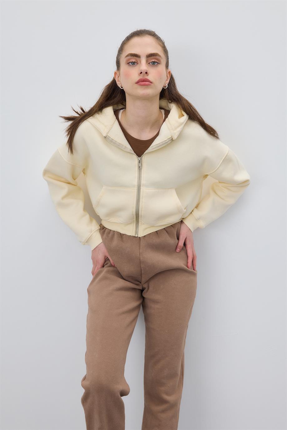 Kadın Kapüşonlu Şardonlu Taş Renk Crop Sweatshirt Hırka