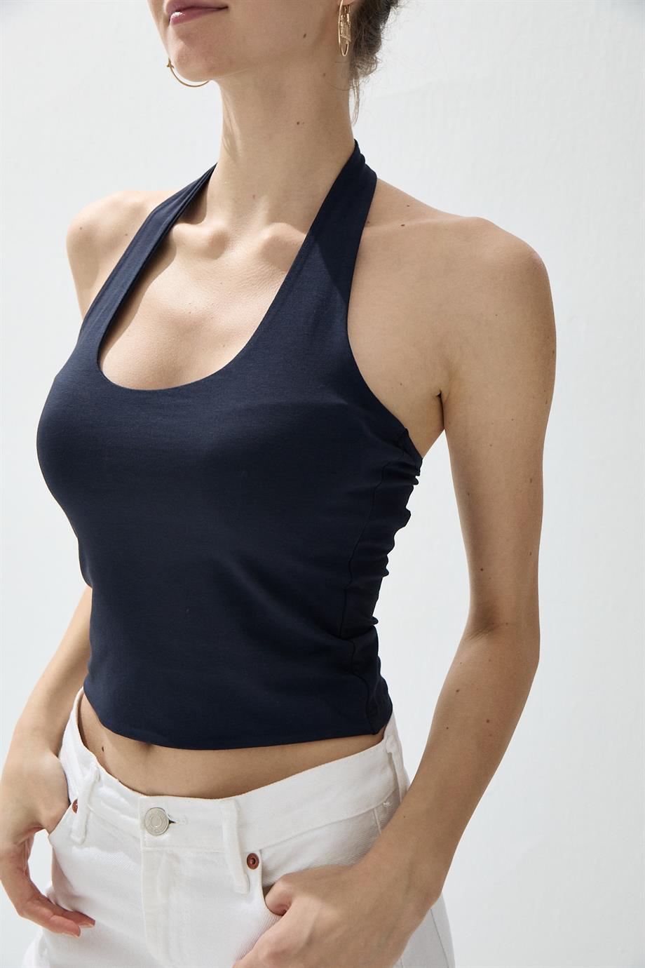 Kadın Lacivert Renk Halter Yaka Crop Bluz